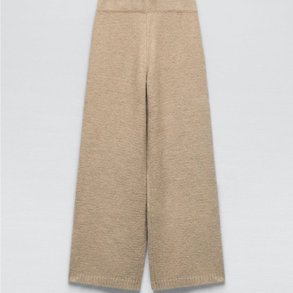 Zara - Picture 6 of 7